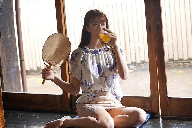 Mùa hè buồn chán ở quê chịch vợ yêu nhà đối diện thiếu thốn vì lấy ông chồng già