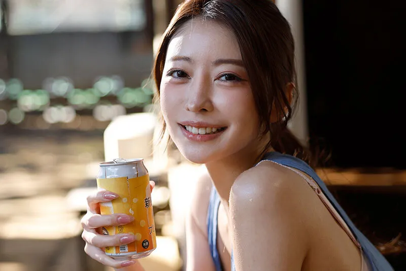 Làm tình chị nhà kề bên xinh đẹp khi về quê